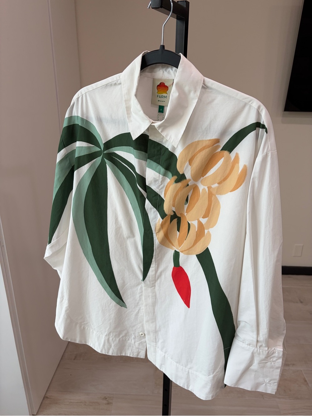 Farm Rio: Graphic Banana Tree Applique Shirt - Picture 9 of 10